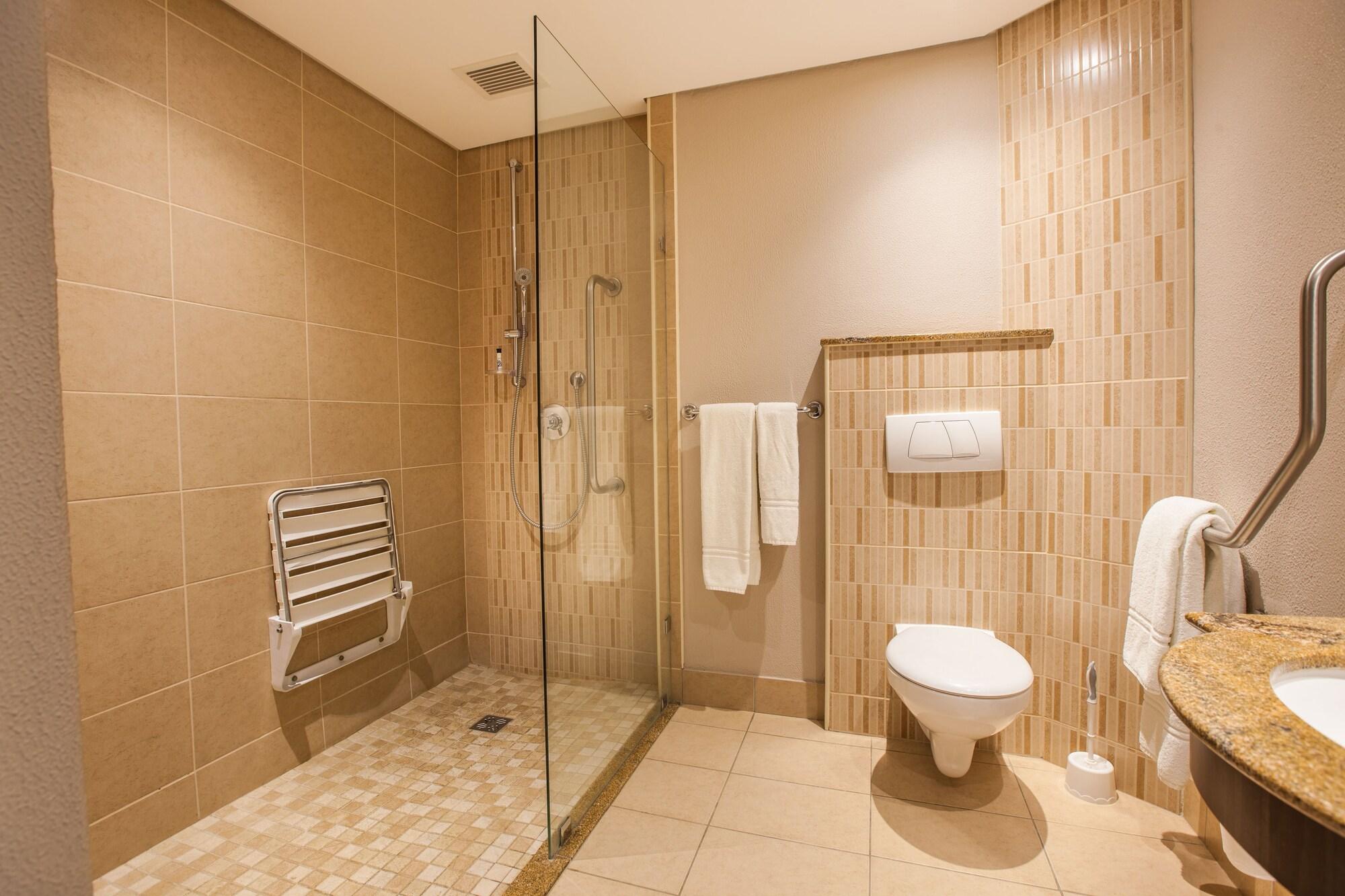 Town Lodge Габороне Екстериор снимка